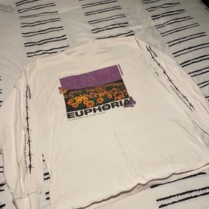 Urban Outfitters Euphoria Long Sleeve Tshirt L